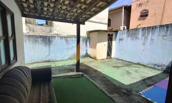 Imagem 5: Visconde de Araújo - Excelente Casa Térrea com 02 qts, Garagem 4 carro e quintal enorme!!!