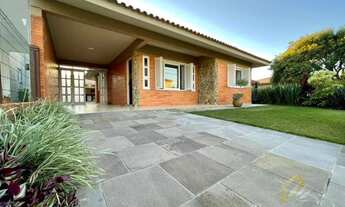 Imagem 2: Casa e Sobrado de 4 dormitórios à Venda - Xangri-lá