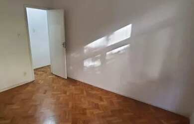 Imagem 10: 88M². Oportunidade abaixo do valor padrão. Desocupado, com vaga escriturada