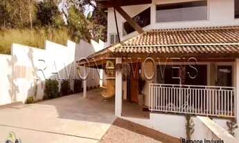 Imagem 5: Casa em Santana de Parnaíba de 520m2, com 6 dormitórios e 1 suíte