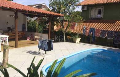 Imagem 3: Casa para Venda - 250m², 3 dormitórios, sendo 1 suites, 2 vagas - Cristal