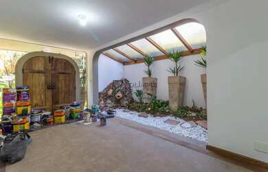 Imagem: Aluguel Casa 5 Dormitórios - 899 m² Vila