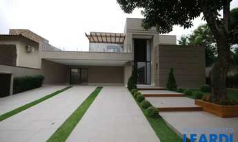 Imagem 2: CASA EM CONDOMÍNIO - ALPHAVILLE - SP