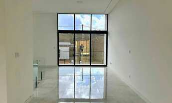 Imagem 4: Casa com 04 suítes, espaço gourmet e piscina no Alphaville