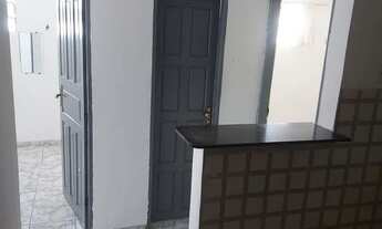 Imagem 3: ALUGADA!!! Casa simples com 2/4