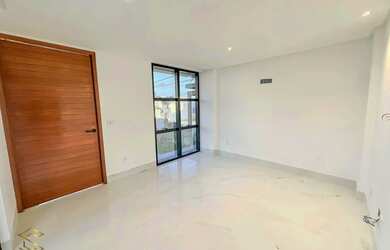 Imagem 2: Casa com 4 suítes, em condomínio fechado, disponível a venda por R$ 999.000,00