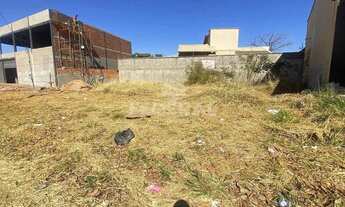 Imagem 2: Excelente lote comercial na Avenida Atrás do Residencial Granville para locação 367m², Res