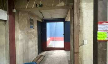 Imagem 5: Loja de 450 m2 Galpão / depósito com 2 vagas na garagem