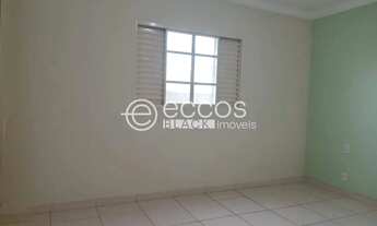 Imagem 15: Casa para aluguel, 4 quartos, 2 suítes, 2 vagas, Jardim das Palmeiras - Uberlândia/MG