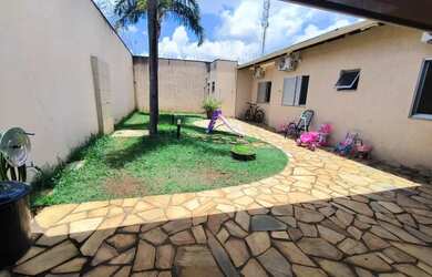 Imagem 3: Casa para aluguel, 3 quartos, 1 suíte, 2 vagas, Santa Mônica - Uberlândia/MG