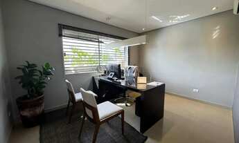 Imagem 7: Casa à venda em Londrina, Centro, com 6 quartos, com 298.45 m²