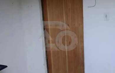 Imagem 2: Imóvel Residencial Para Venda com 3 Quartos e 2 Banheiros no Albano Franco