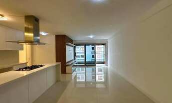 Imagem 2: Apartamento com 3 dormitórios para alugar, 140 m² por R$ 21.890,54/mês - Agronômica - Flor