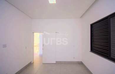 Imagem 5: Casa sobrado com 344m2 de construção, terreno de 406m2, 5 suítes, no Jardins Madri, em Goi