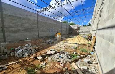 Imagem 7: Galpão comercial em fase de construção de 400m² com 02 banheiros para locação - Vila Brasi