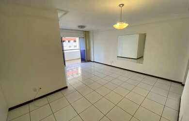 Imagem 5: Apartamento amplo, 3/4, suíte, varanda, 2 vagas soltas, Caminho das Árvores