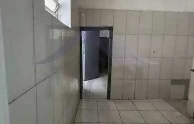 Imagem 6: Prédio, tipo sobrado próximo à Saens Pena