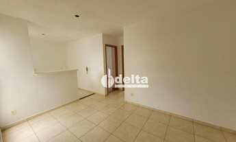 Imagem 5: Apartamento com 2 dormitórios para alugar, 44 m² por R$ 600,00/mês - Shopping Park - Uberl