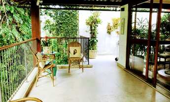 Imagem 16: Você vai adorar conhecer esta casa de 3 pavimento muito charmosa!