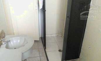 Imagem 2: Ao lado do metro Paraíso