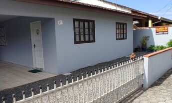 Imagem: Aluguel casa acolhedora perto da praia ideal