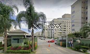 Imagem 2: Apartamento com 2 dormitórios à venda, 59 m² por R$ 320.000,00 - Portão - Curitiba/PR