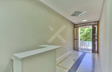 Imagem 5: PORTO ALEGRE - Prédio Inteiro - Mont Serrat