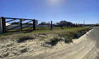 Imagem 4: 02 terrenos juntos à beira mar