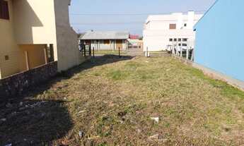 Imagem 7: Terreno pronto para construção a 50m do mar