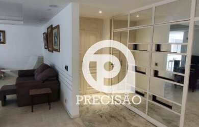 Imagem 5: Apartamento com 4 dormitórios (atualmente com 3 - sendo um deles uma mega suíte) à venda