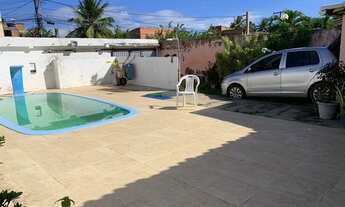Imagem 2: Casa 4/4 Térrea - Centro de Lauro de Freitas - 235m² de Área Total - Com Piscina