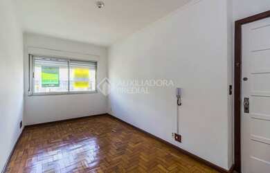 Imagem 2: PORTO ALEGRE - Apartamento Padrão - Teresópolis