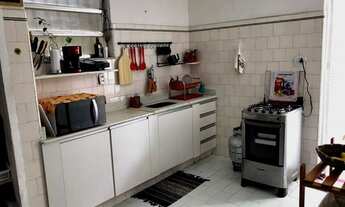 Imagem 3: Dois quartos e duas salas, podendo uma sala ser revertida para mais um quarto, dois banhei