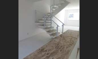 Imagem 7: Excelente casa solta com 4/4, sendo 3 suítes, uma master com closet e varanda