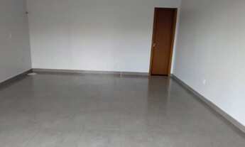 Imagem 7: Vendo excelente imóvel com casa de 2 qts e 2 lojas