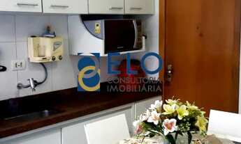 Imagem 7: Dois dormitórios reformado do primeiro andar a quatro quadras da praia com garagem demarc