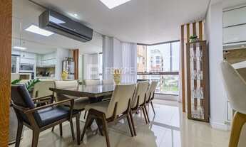 Imagem 2: Apartamento para venda possui 114 metros quadrados com 3 quartos em Centro - Florianópolis