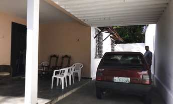 Imagem 3: Casa residencial/comercial, Está localizado à Rua Eduardo Bezerra, nº 919, São João do Tau