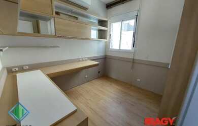 Imagem 5: Apartamento para venda possui 120 metros quadrados com 4 quartos em Itacorubi - Florianópo