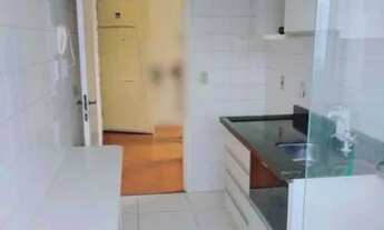 Imagem 2: Apartamento para Venda em São Paulo, Vila Carmosina, 2 dormitórios, 1 banheiro, 1 vaga
