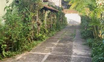 Imagem 2: Casa Térrea 3/4 e 2 suítes de 210 m², piscina, 4 vgs por 749.999