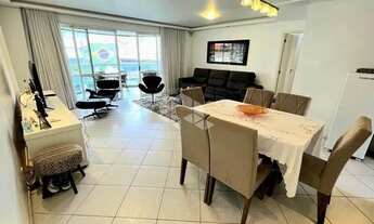 Imagem 2: Apartamento para venda tem 130 metros quadrados com 4 quartos em Centro - Florianópolis