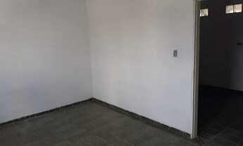 Imagem 7: Casa em frente ao shopping