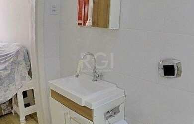 Imagem 3: Apartamento JK para Venda - 25.85m², 1 dormitório, Cidade Baixa