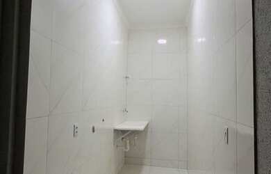 Imagem 7: Casa de 3 quartos no Jardim Itália - Anápolis - GO com entrada baixa