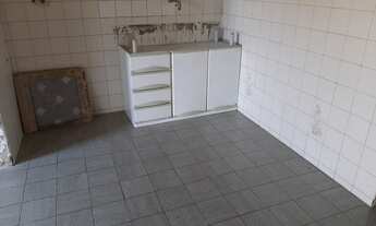 Imagem 7: Sobrado sendo duas casas, excelente localização no bairro Jd. Vera Cruz