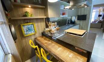 Imagem 2: Apartamento no bairro Coqueiros com 4 dormitórios, sendo 2 suítes e 1 vaga - Florianópolis