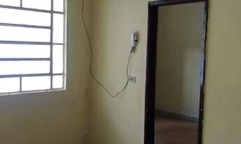 Imagem 2: Excelente casa com dois quartos no centro de Nilópolis