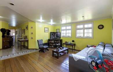 Imagem 5: Casa para Venda - 320m², 5 dormitórios, sendo 2 suites, 3 vagas - Tristeza