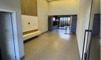 Imagem: Casa térrea em condomínio fechado com